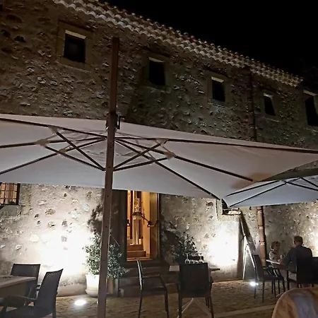 Al Convento מלון 3*